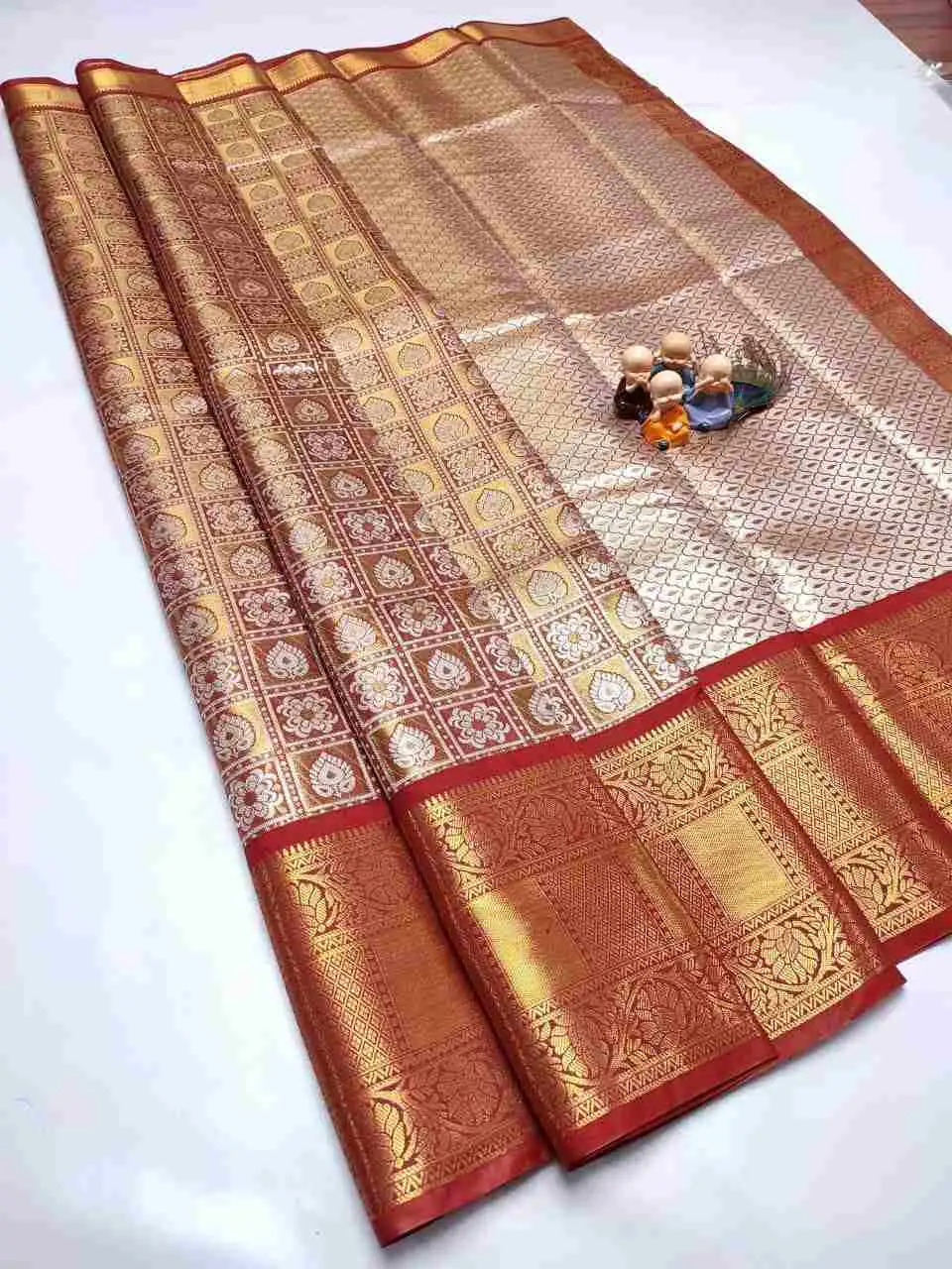 Diamond Jaal Brocade Semi Kanchipuram Silk Saree